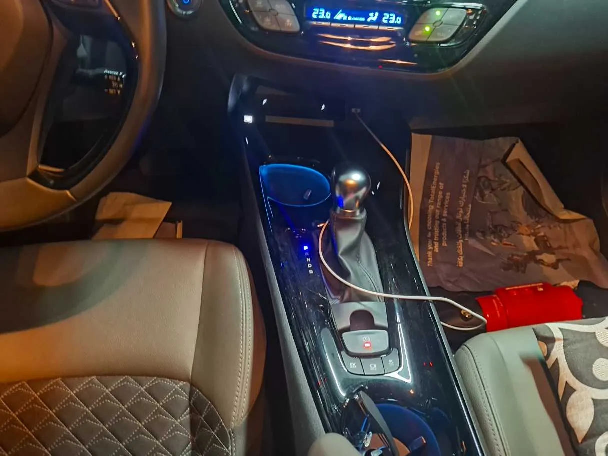 Car image 16