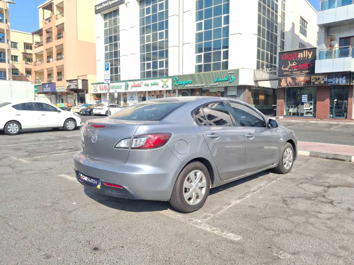 Car image 5