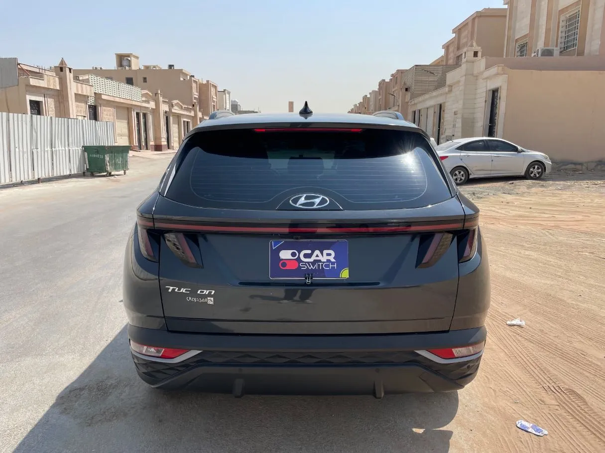 Car image 6
