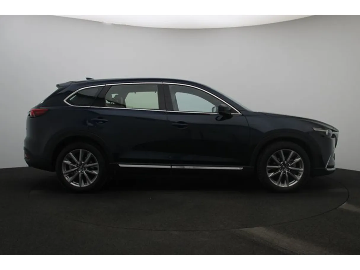 Car image 13