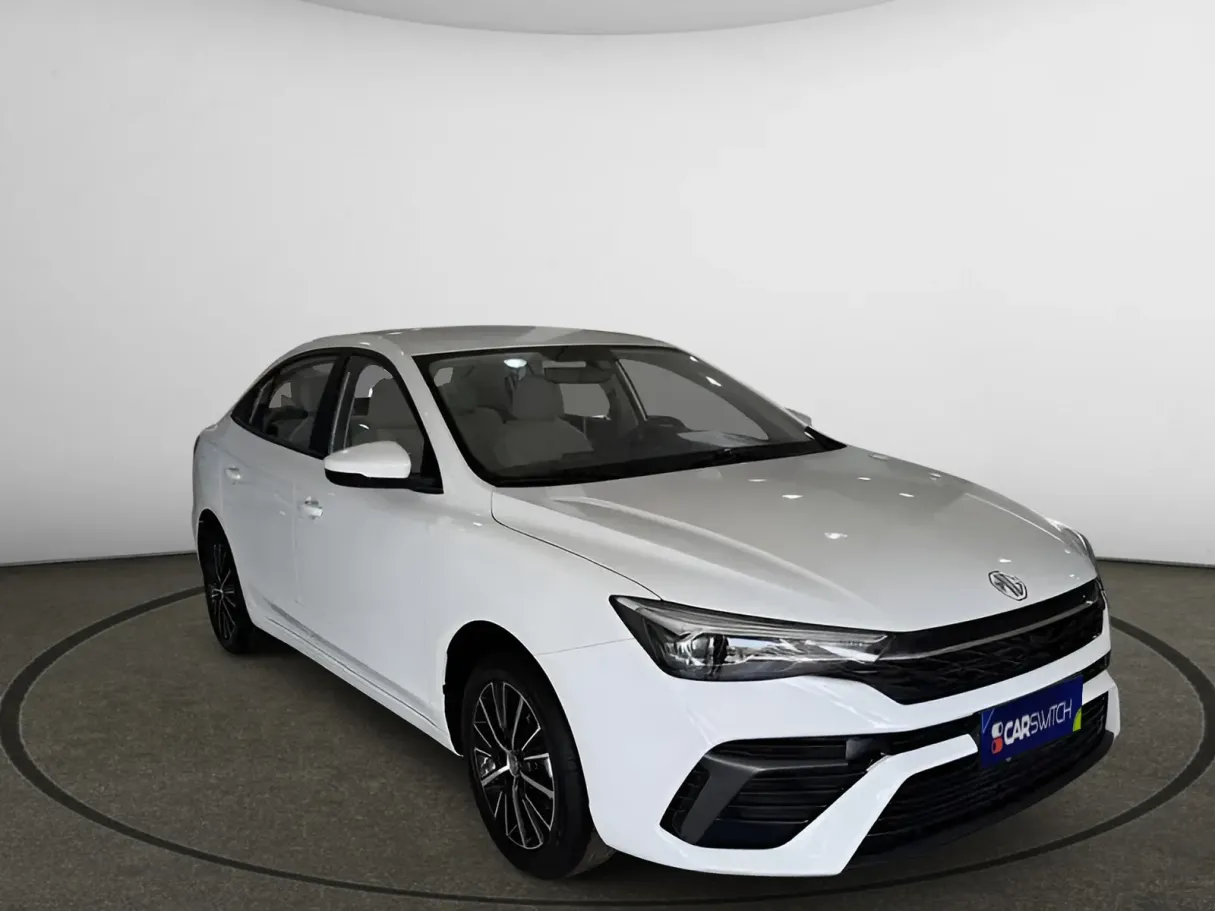Car image 2