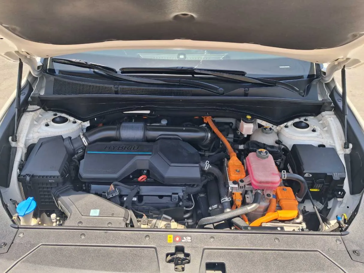 Car image 22