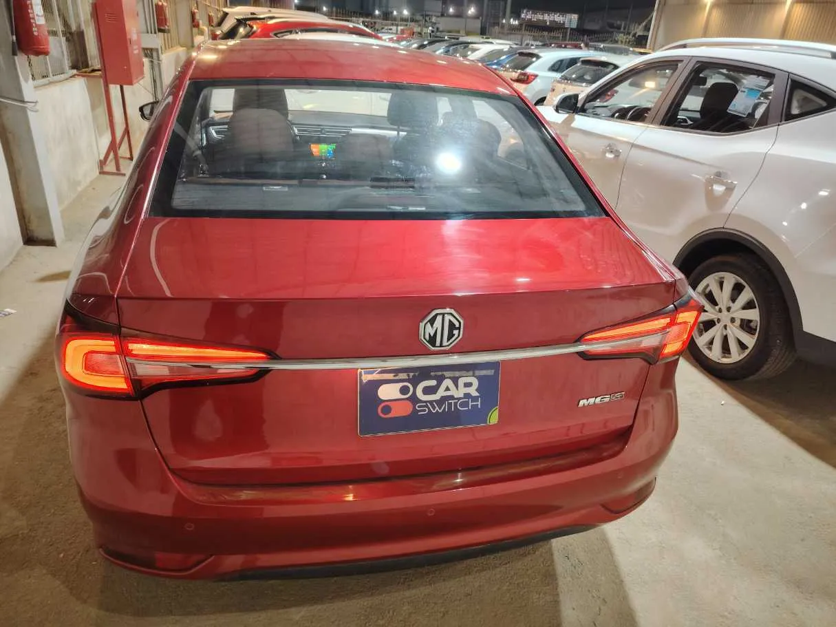 Car image 6