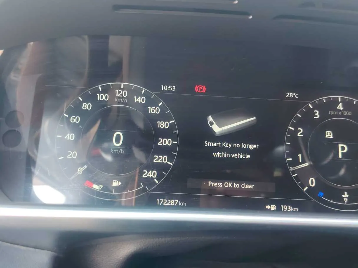 Car image 23