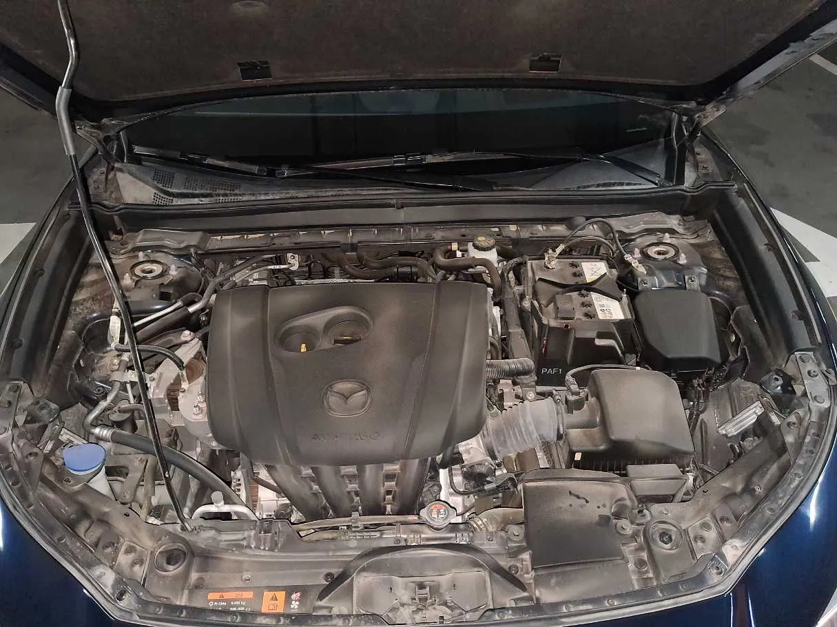 Car image 20