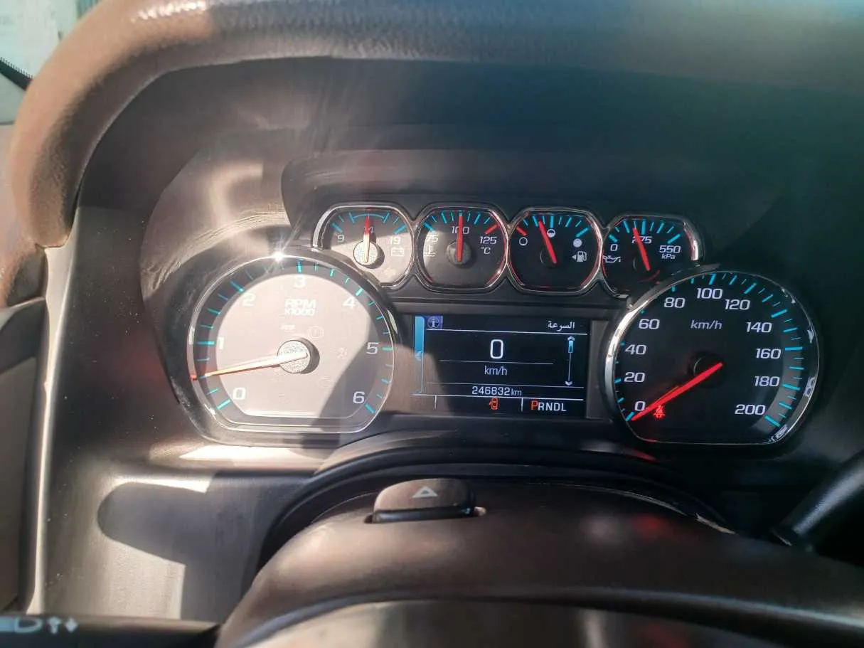 Car image 19