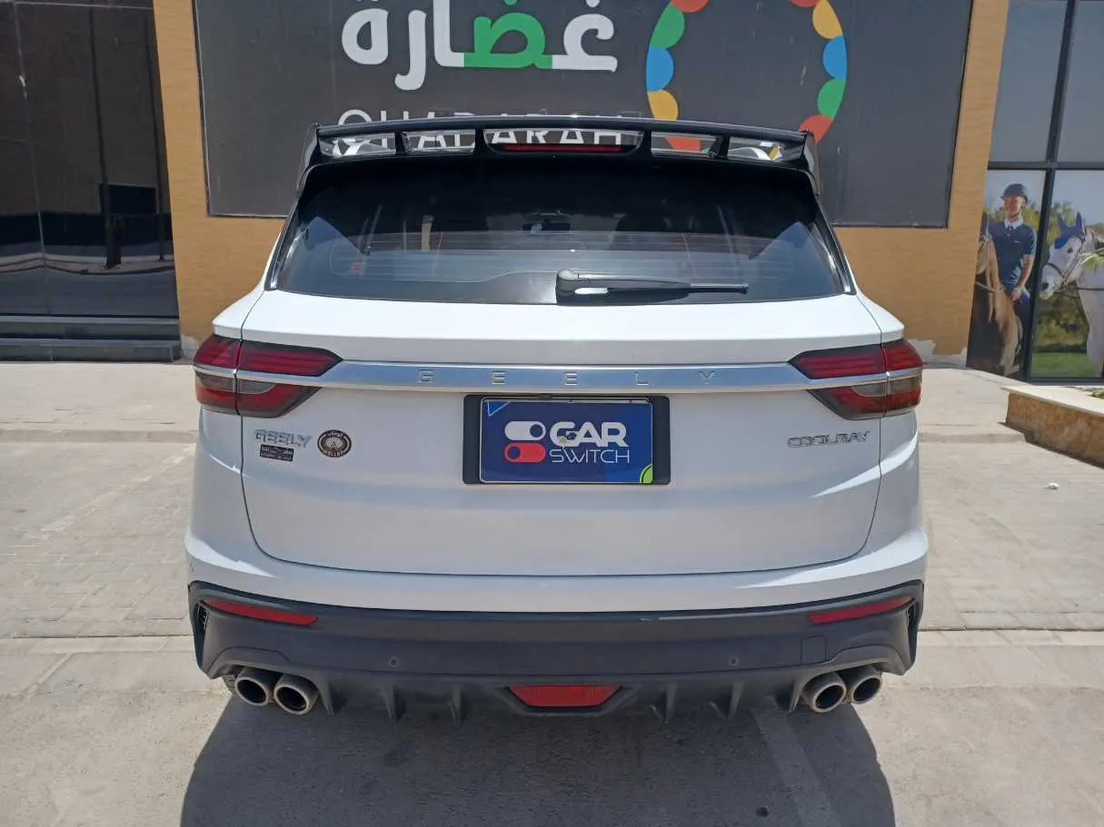 Car image 6