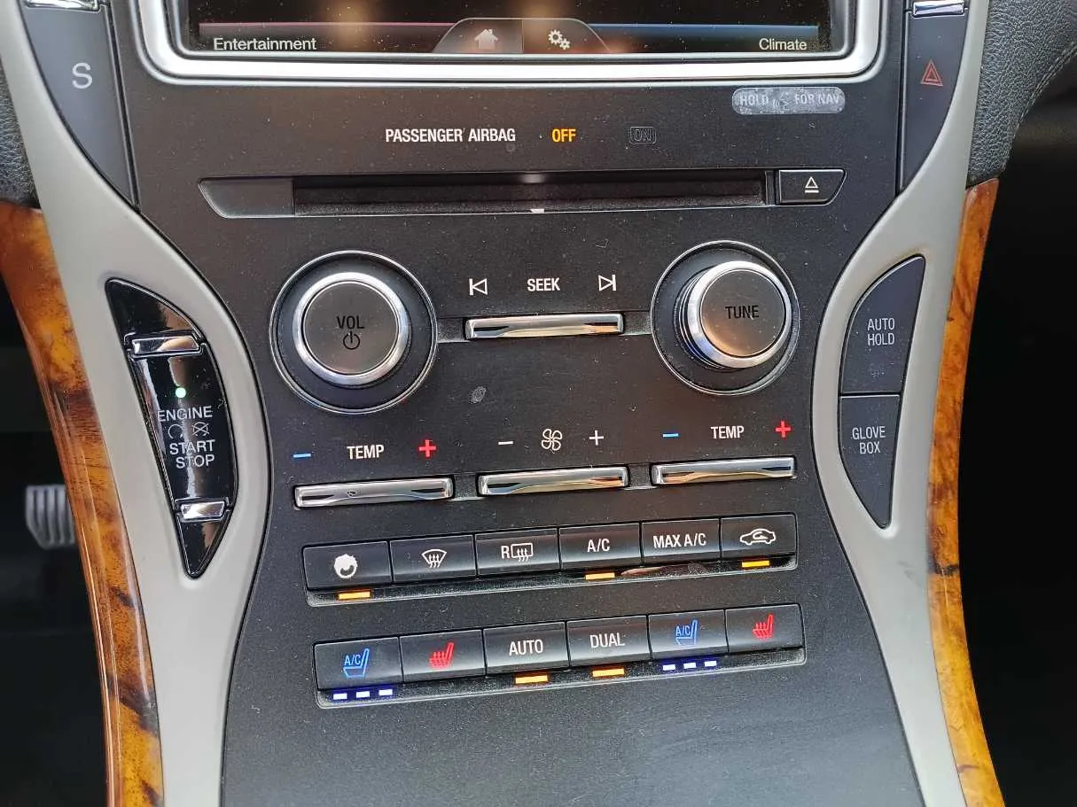 Car image 22