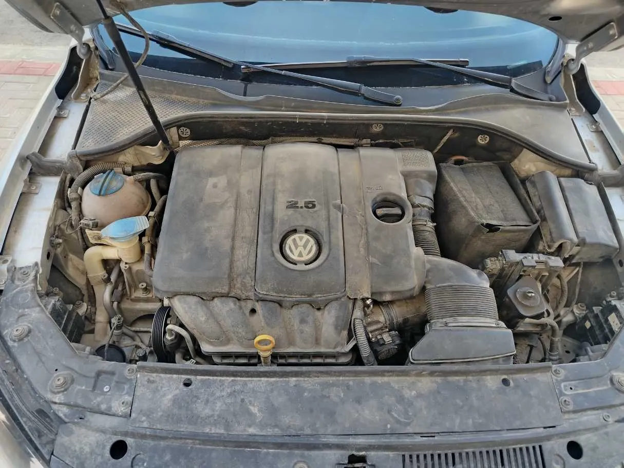 Car image 37