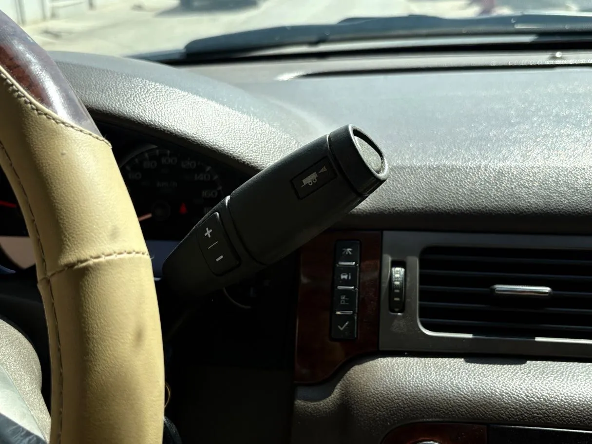 Car image 27