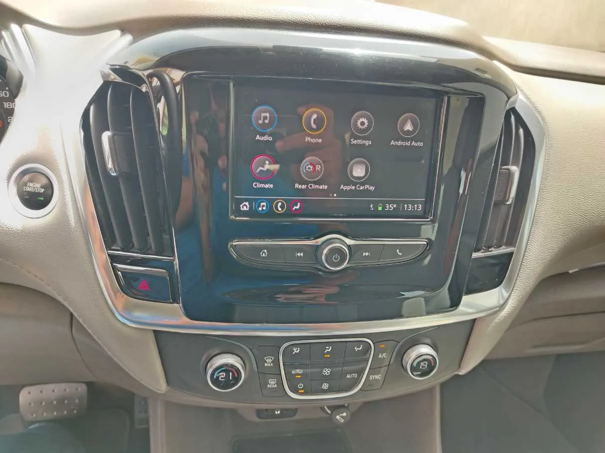 Car image 22