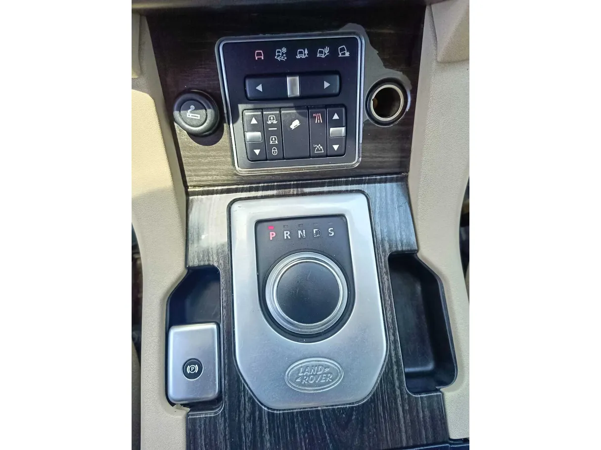 Car image 21
