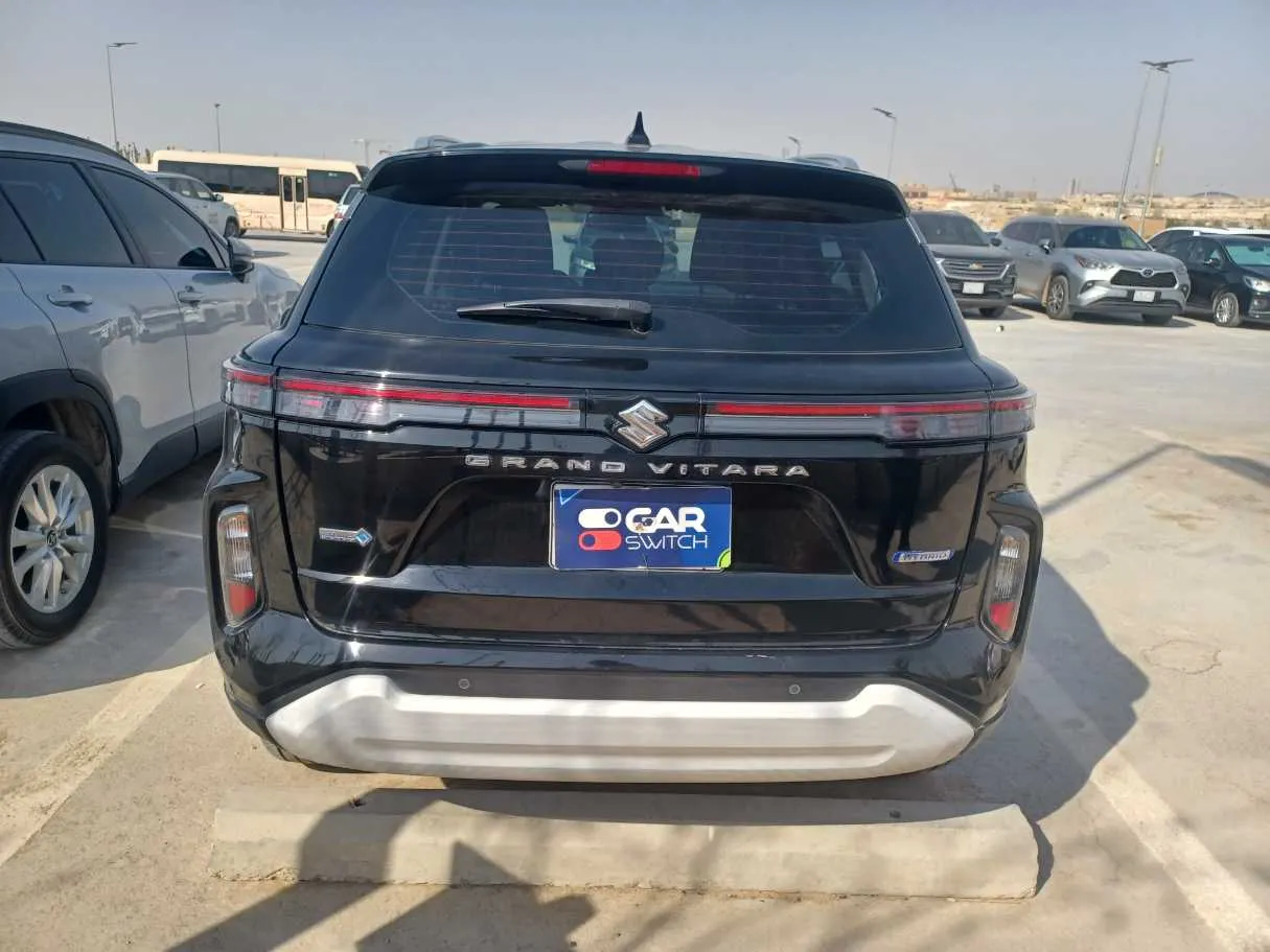 Car image 6