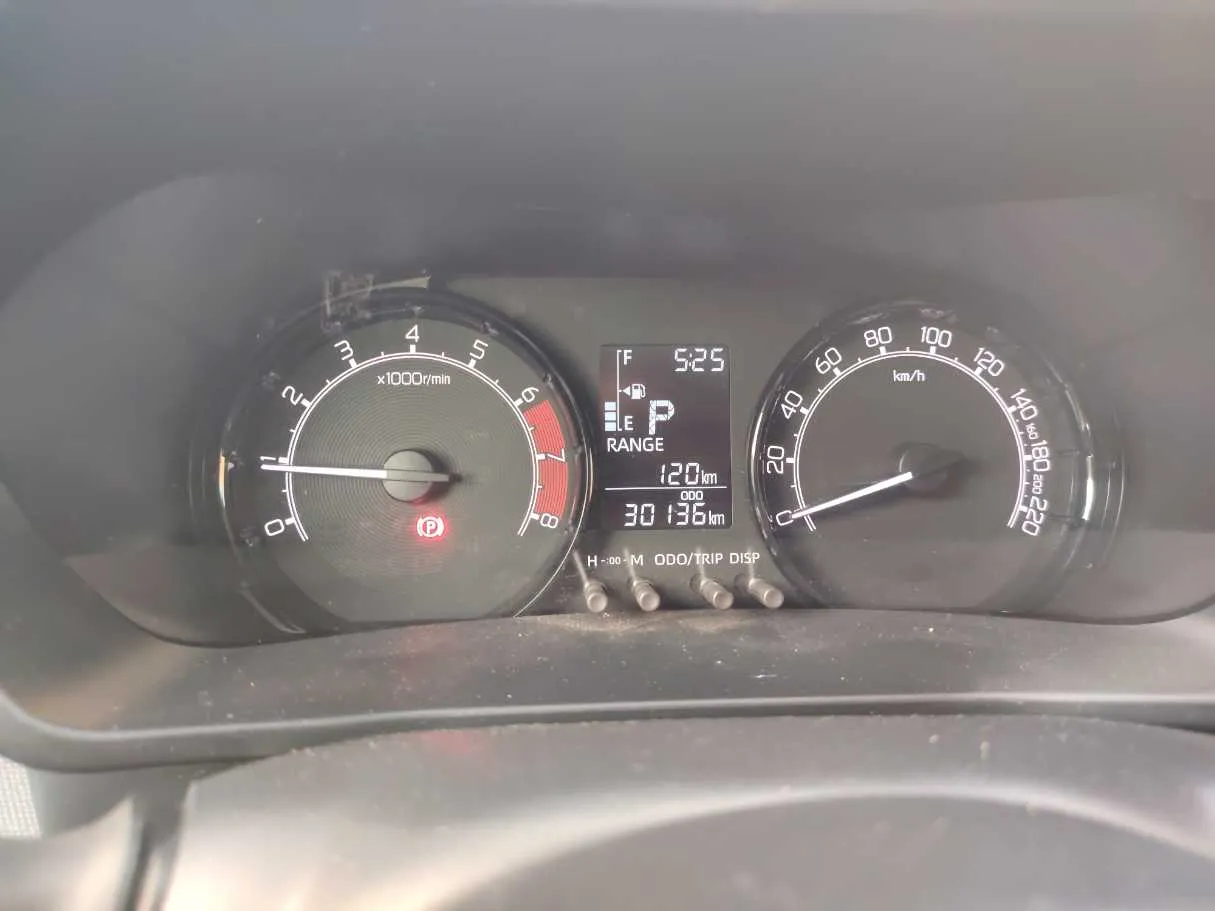 Car image 22