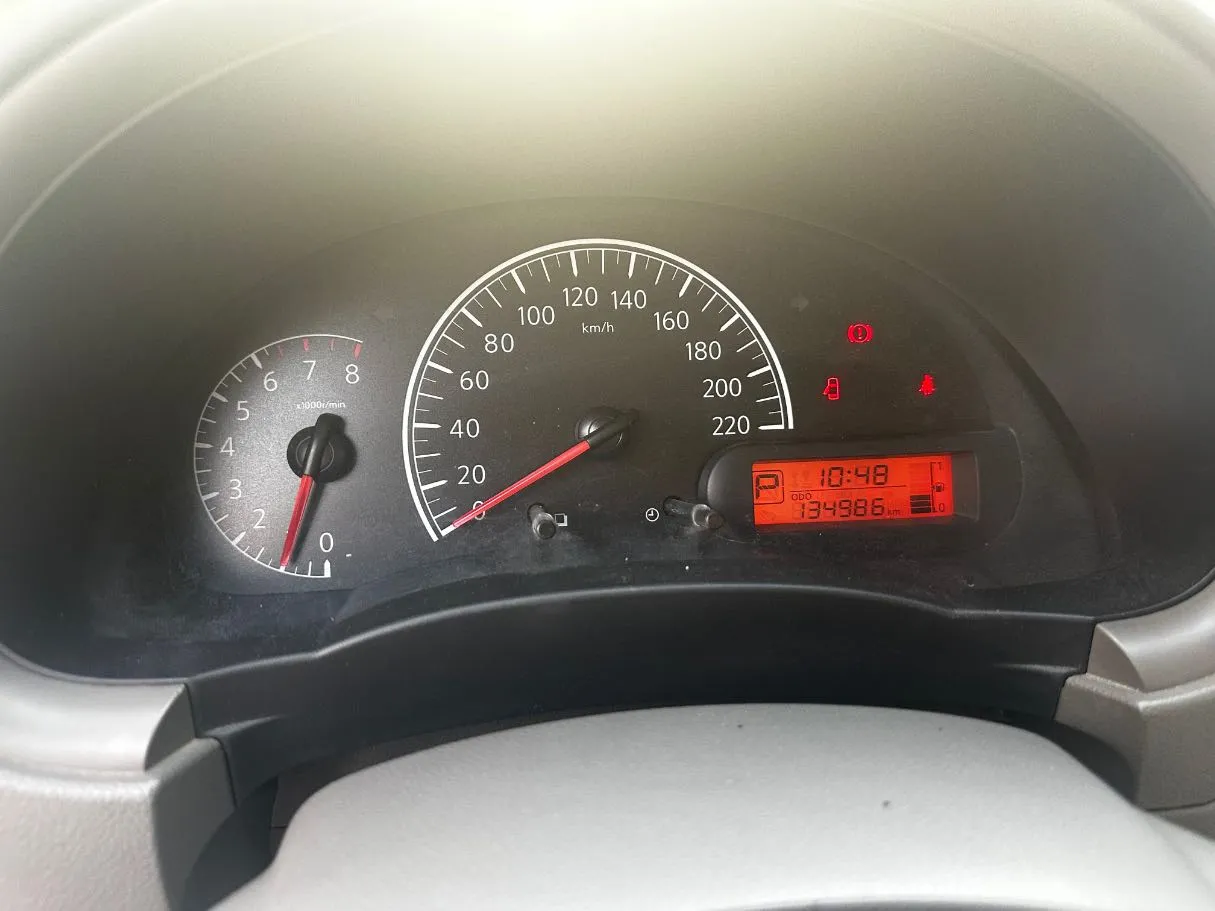 Car image 20