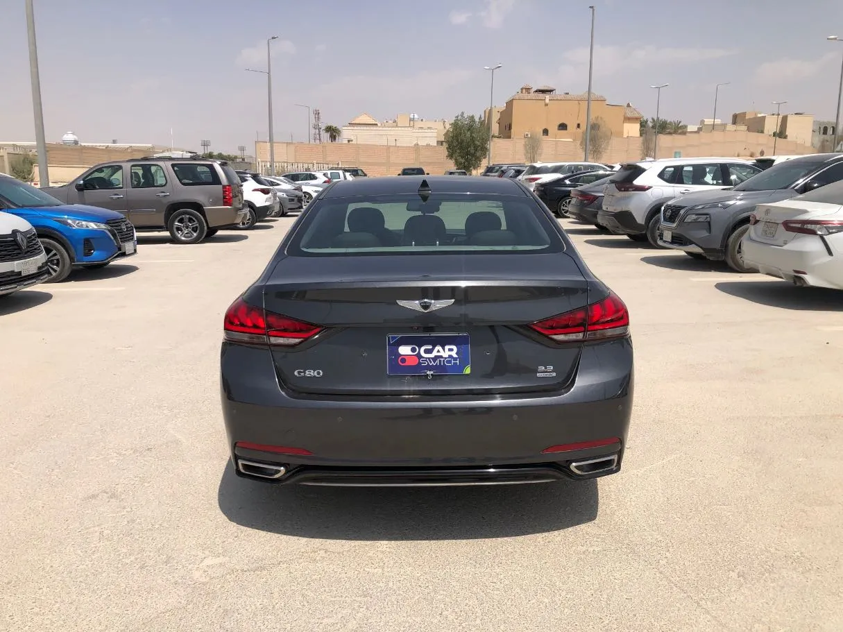 Car image 6