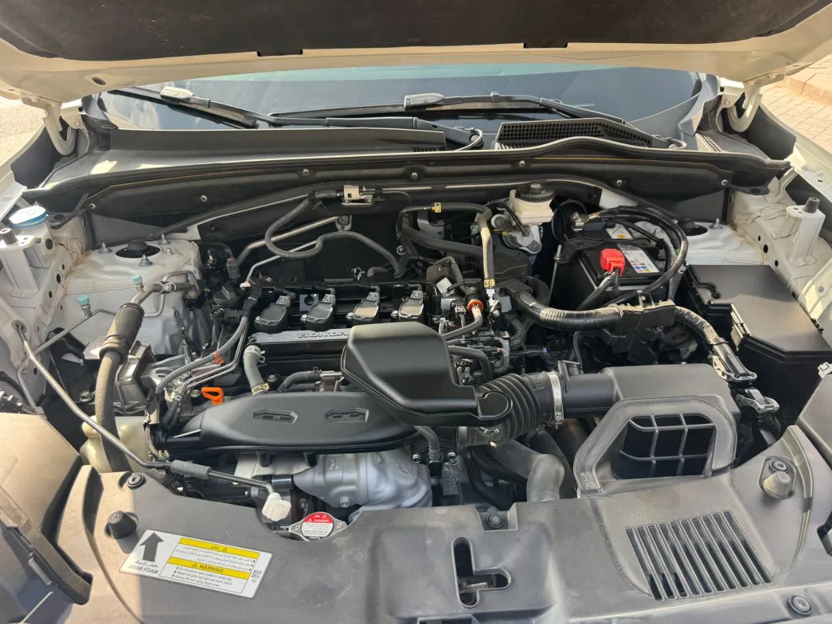 Car image 24