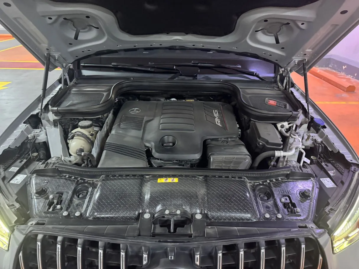 Car image 22