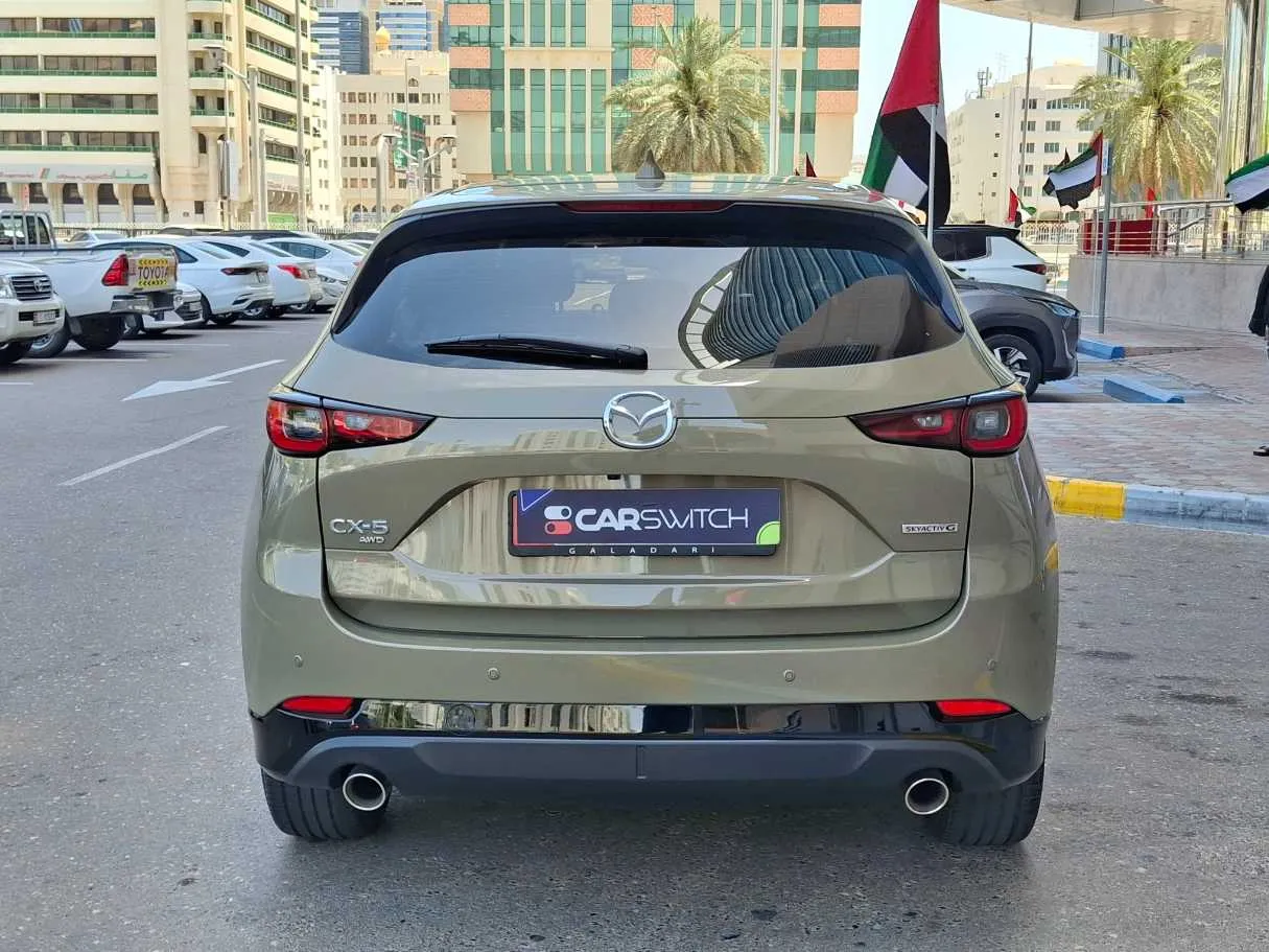 Car image 6