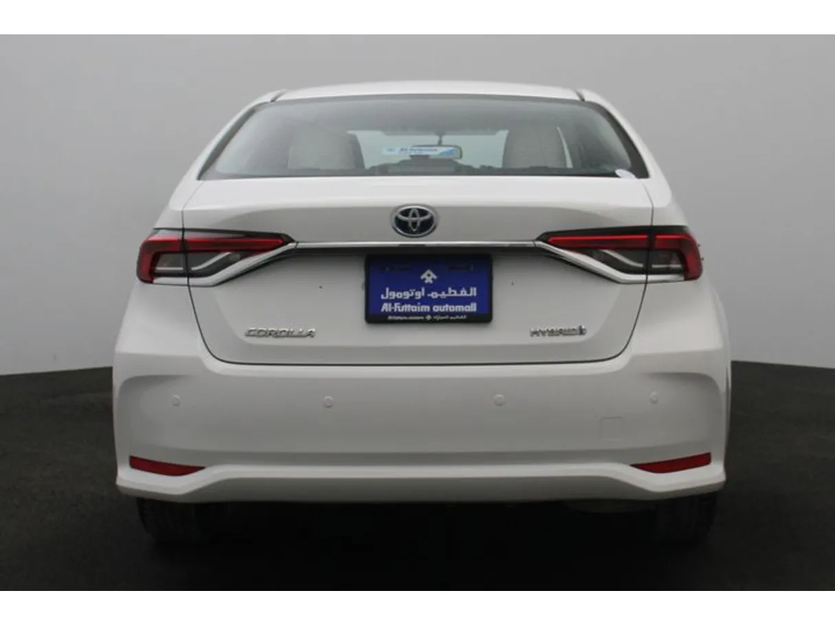 Car image 12
