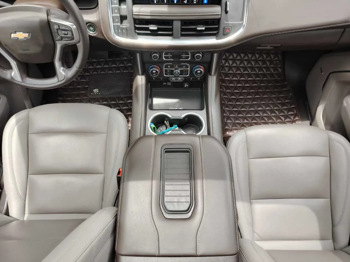 Car image 20