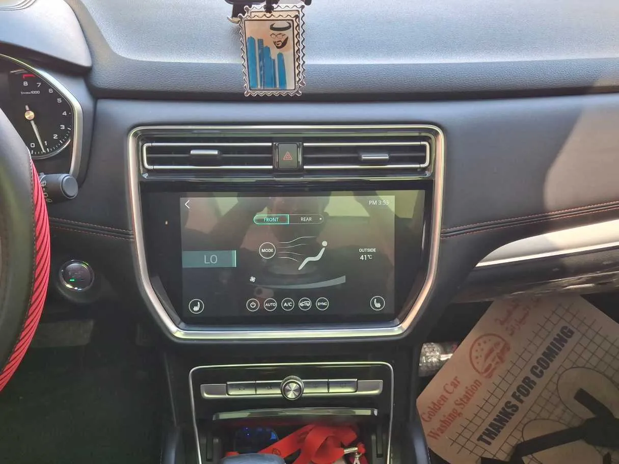 Car image 17