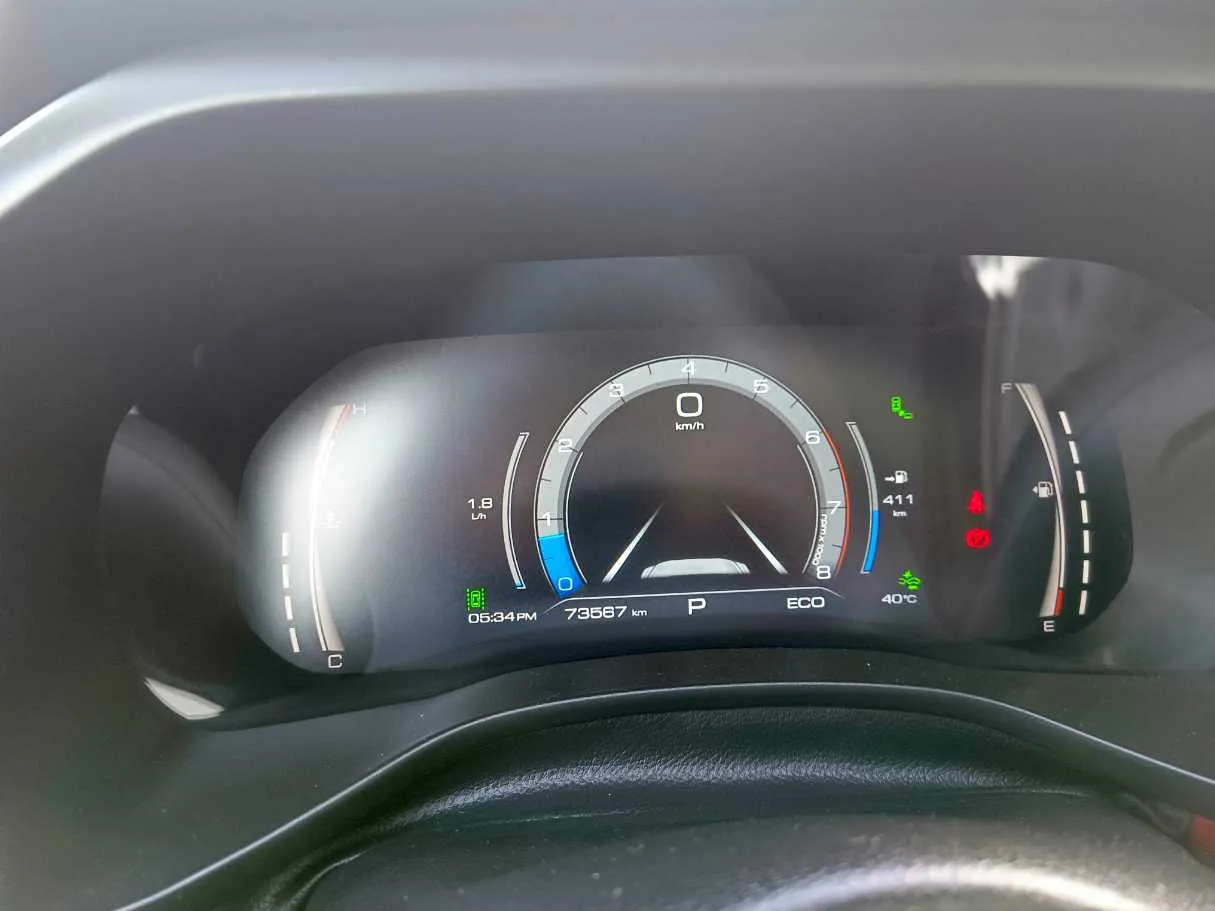 Car image 28