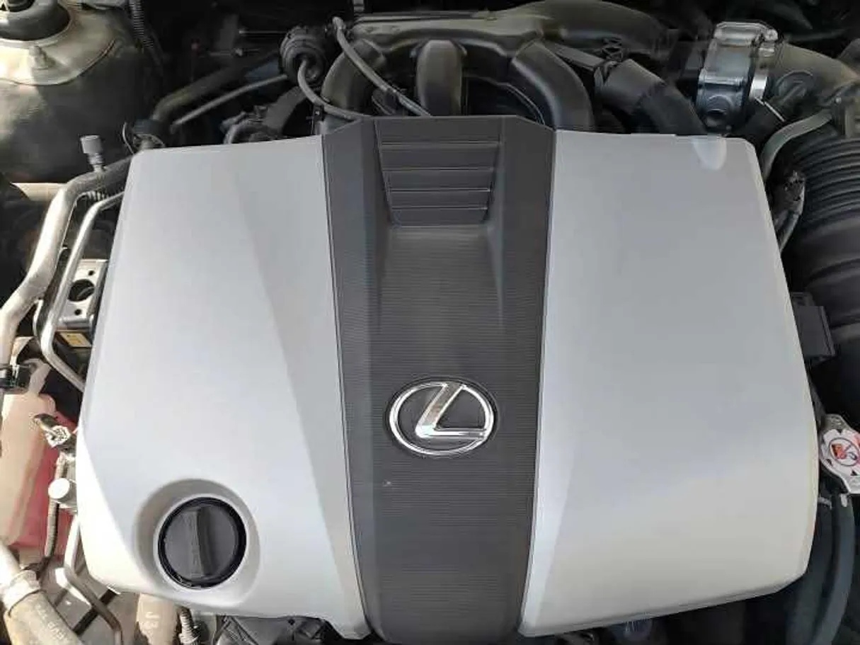 Car image 47