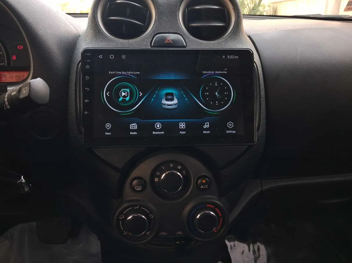 Car image 18