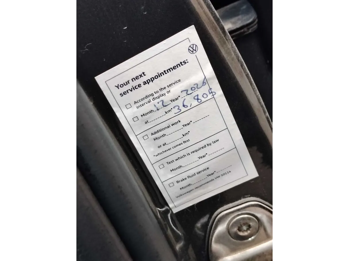Car image 37