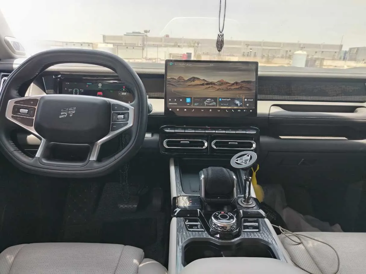 Car image 22