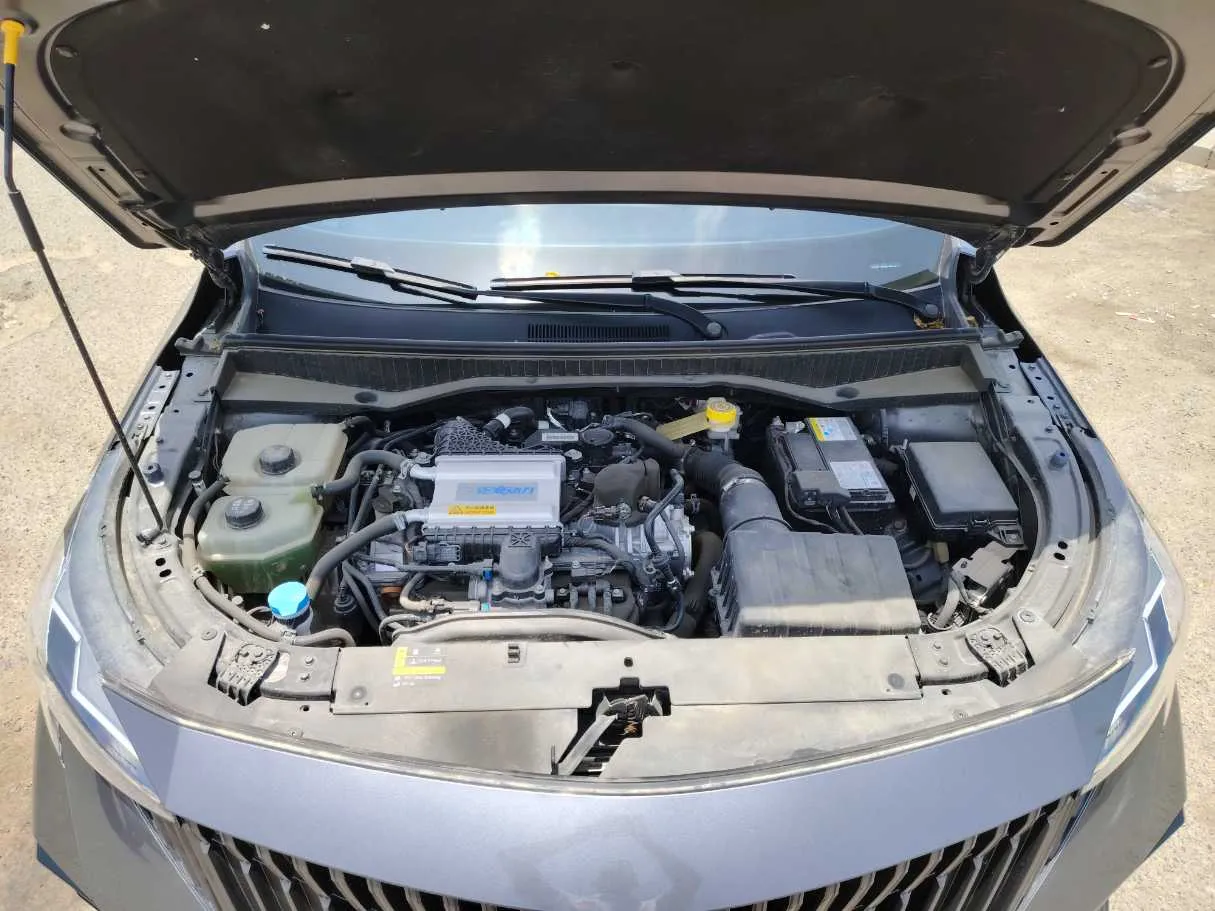 Car image 40