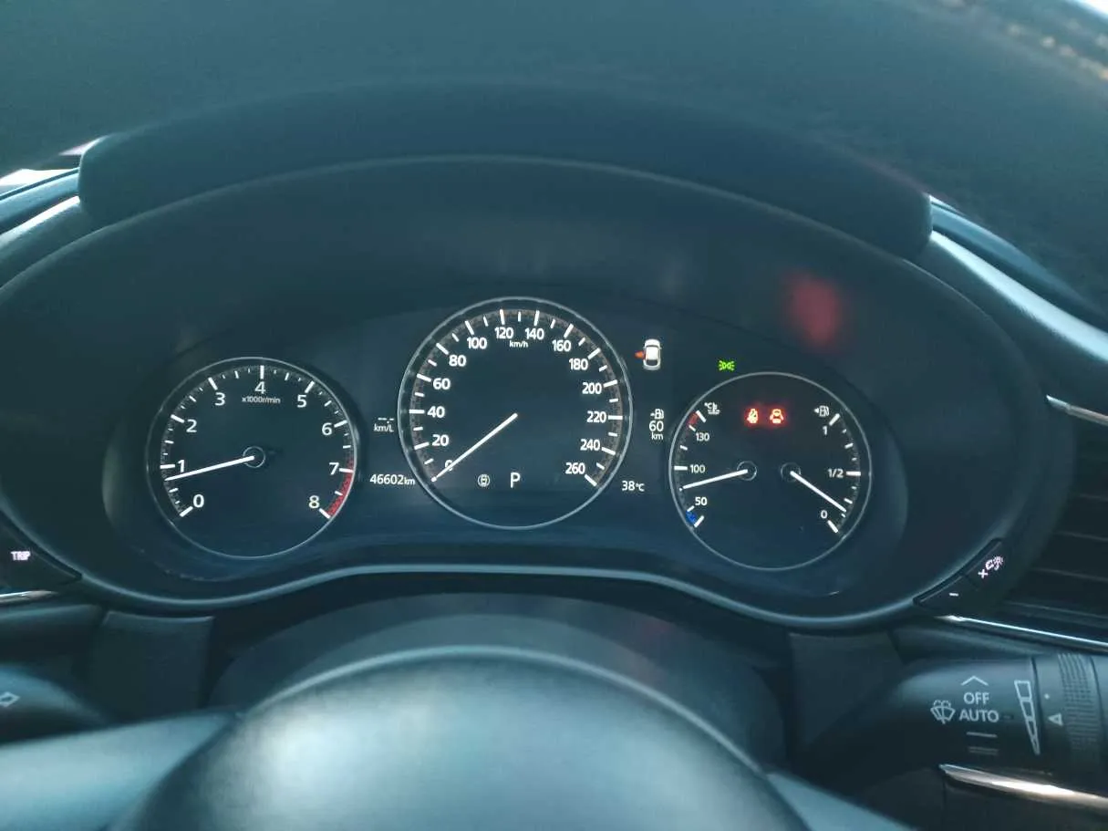 Car image 16