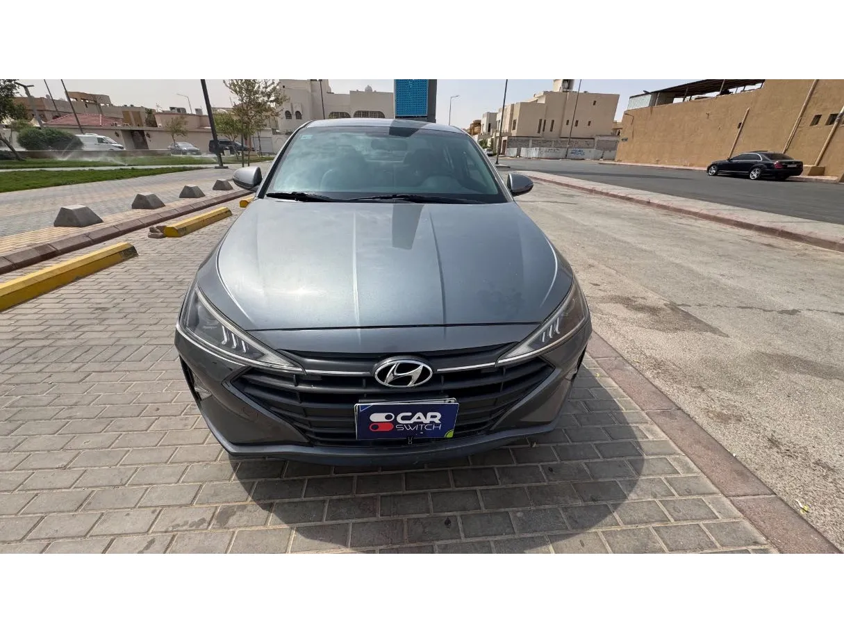 Car image 2