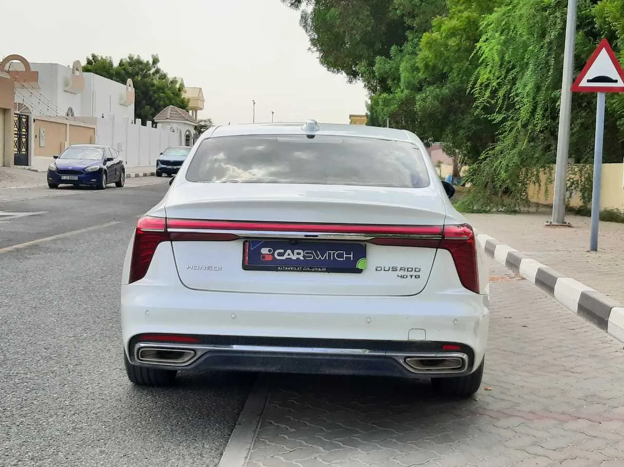 Car image 6