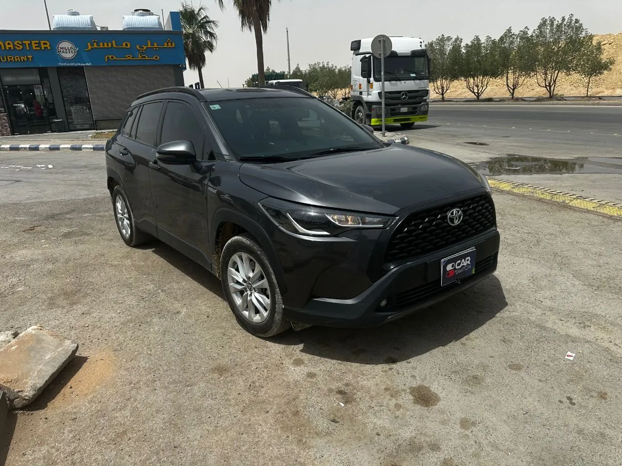 Car image 3