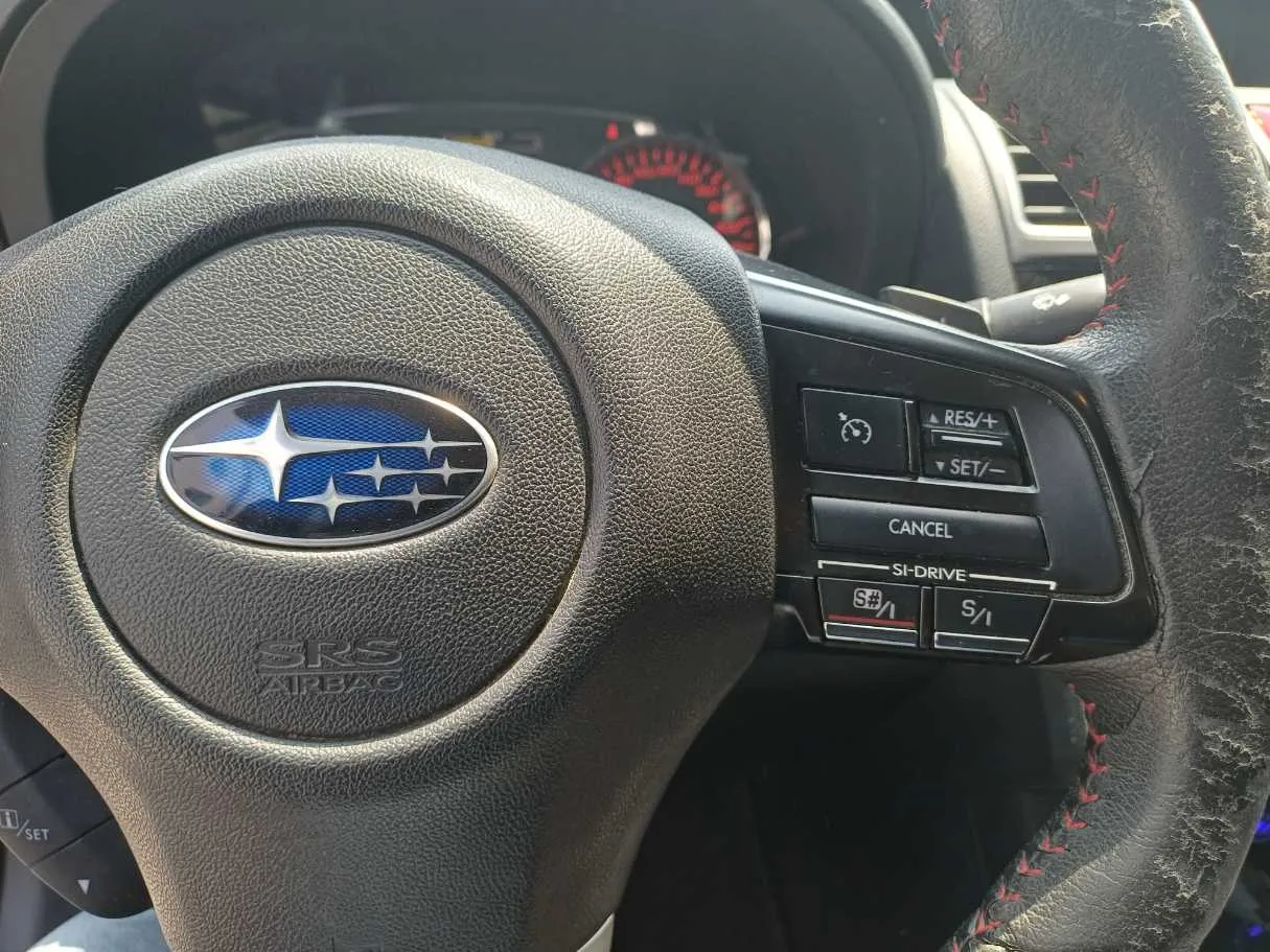 Car image 21