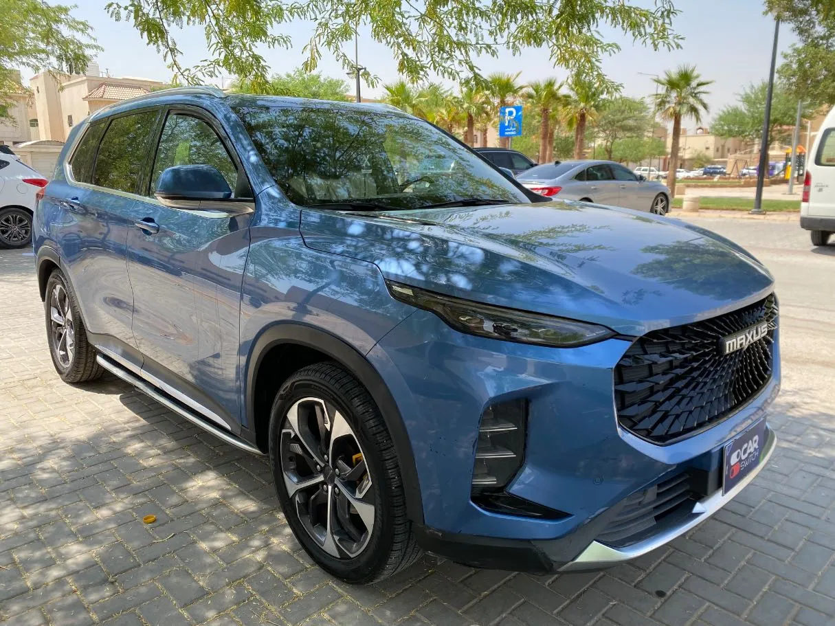 Car image 4