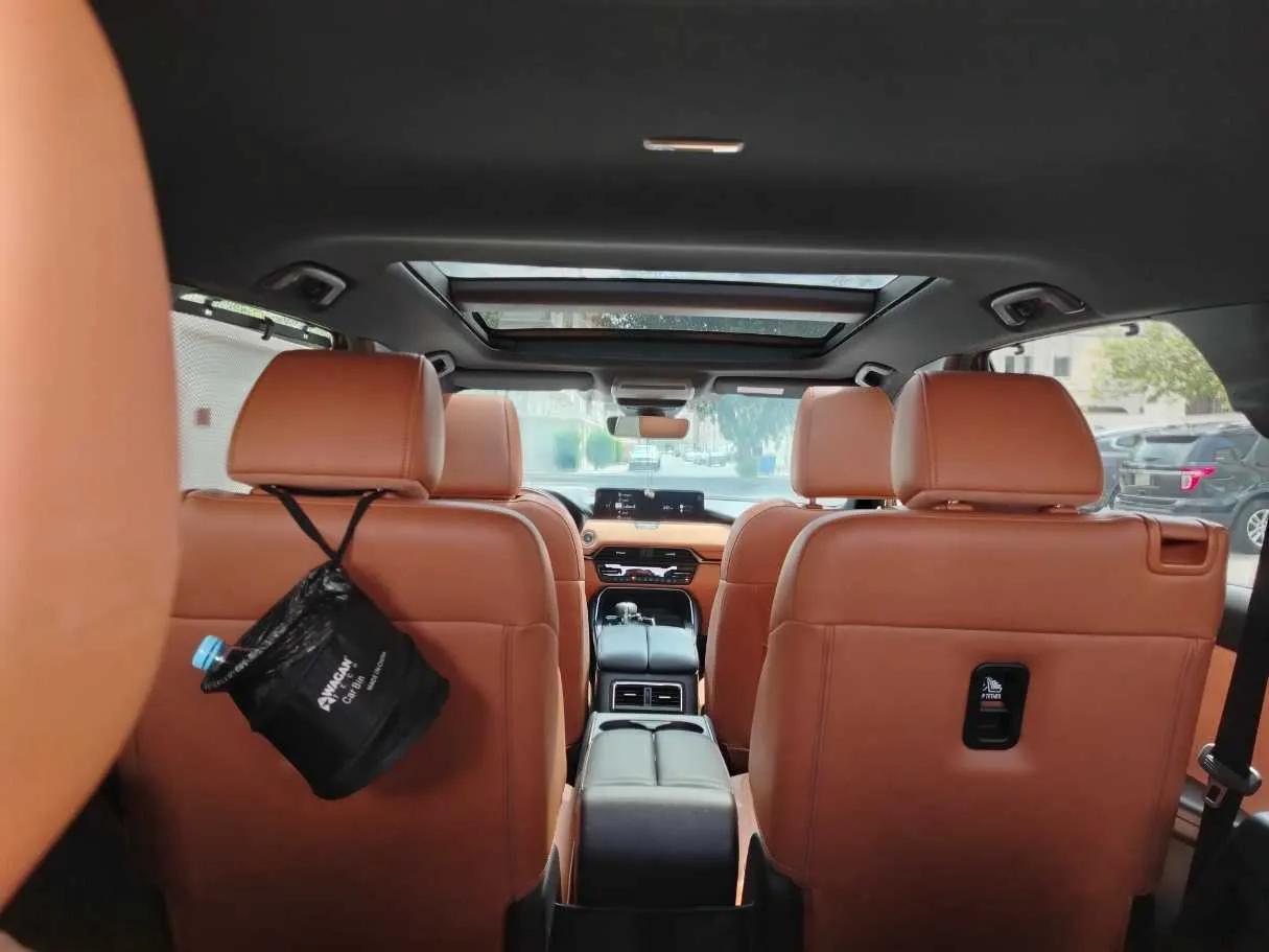 Car image 21