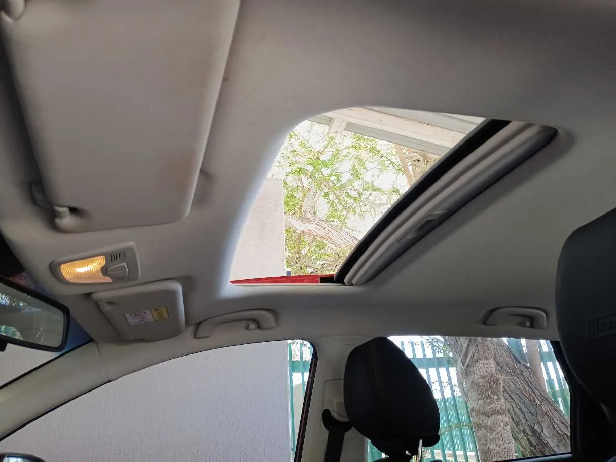 Car image 20