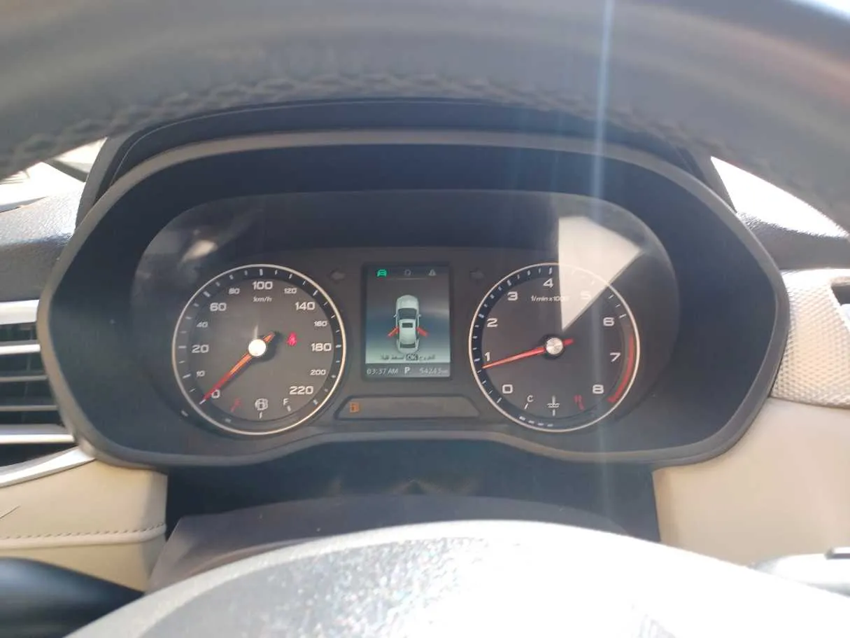 Car image 17