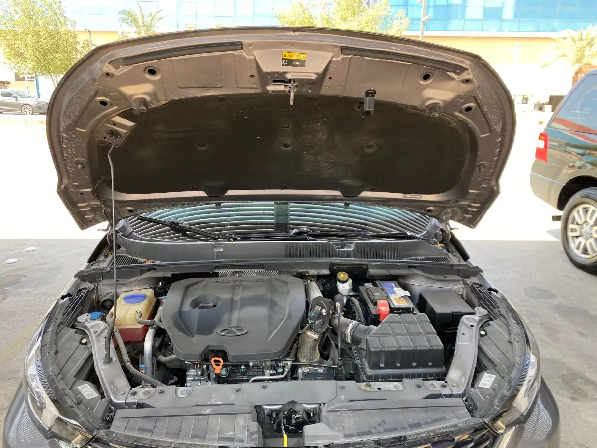 Car image 26