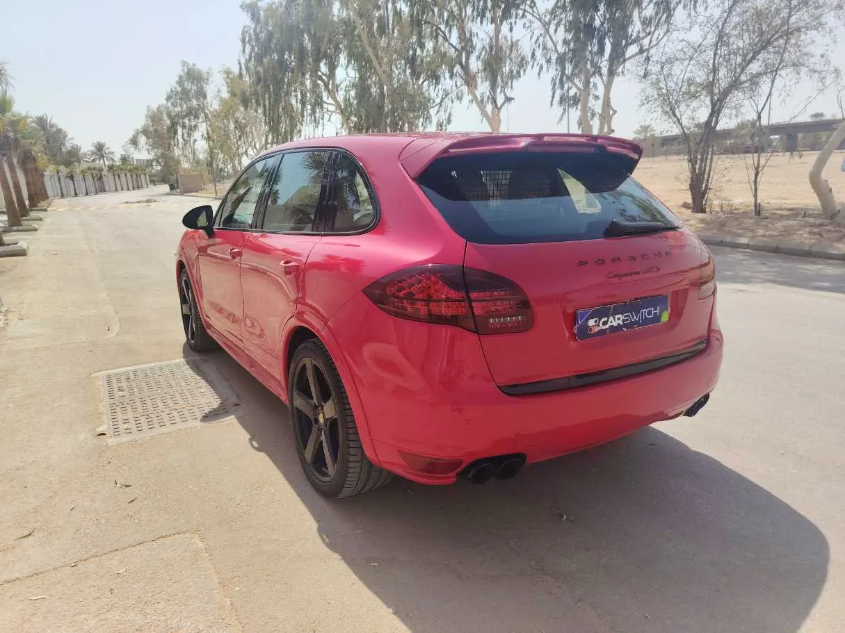 Car image 7