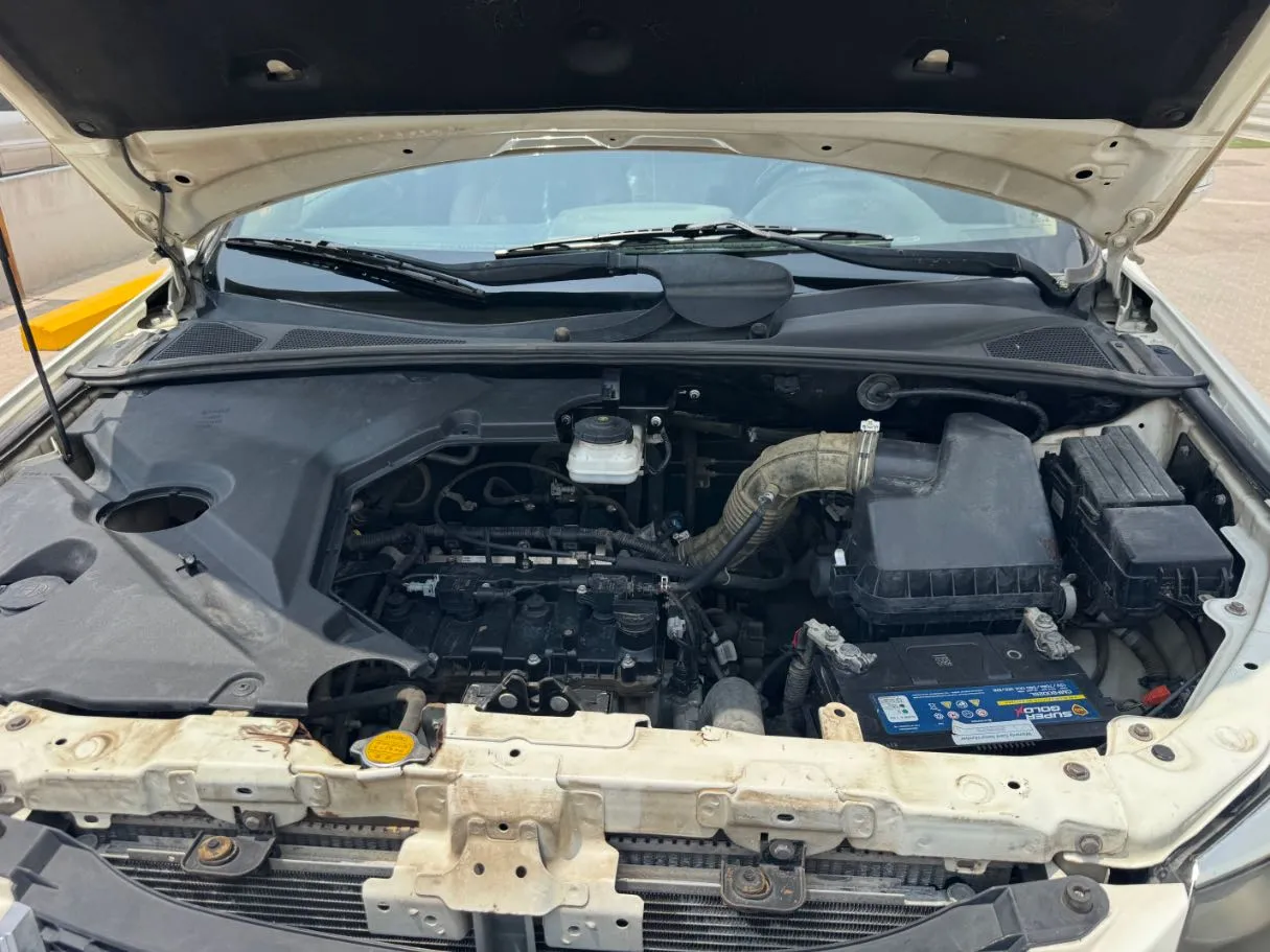 Car image 20