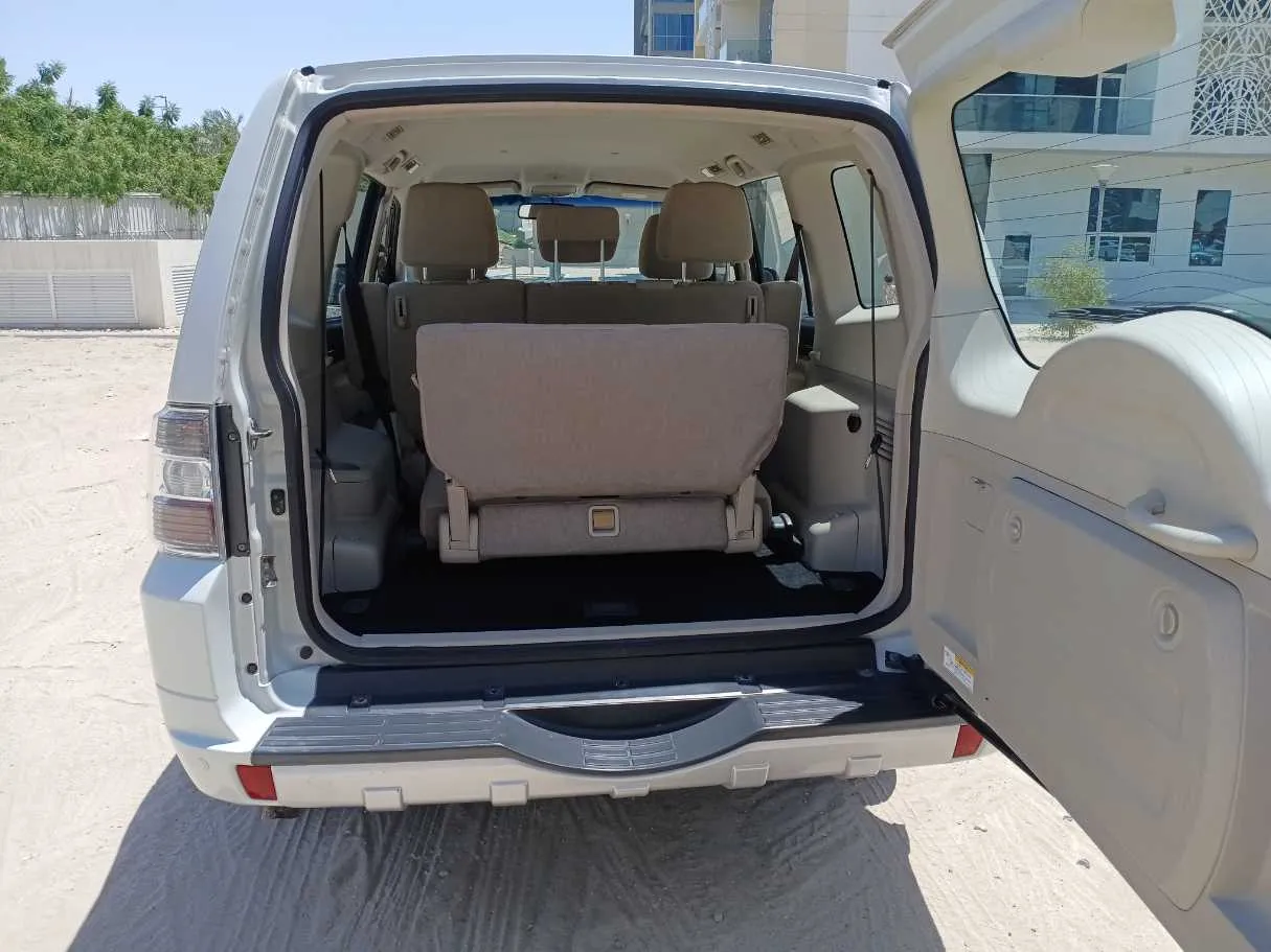 Car image 21