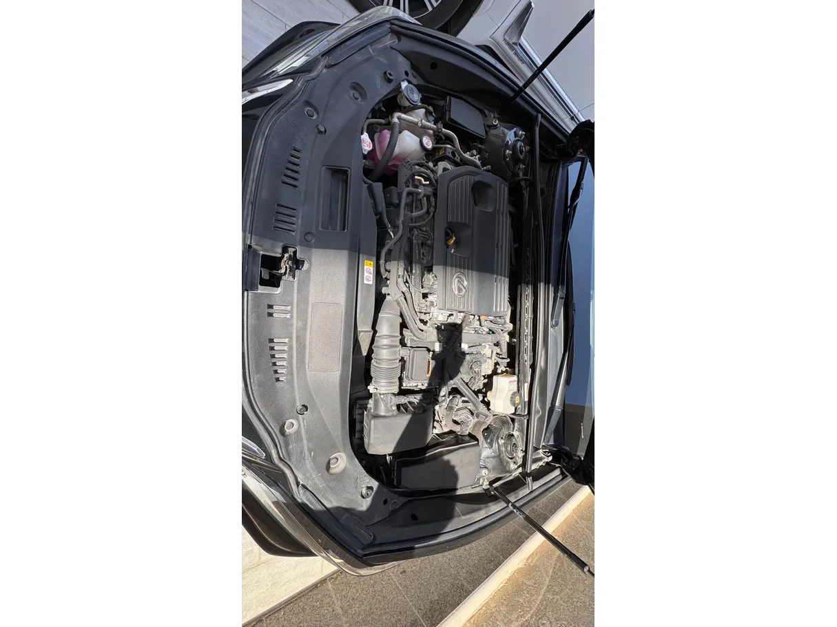 Car image 28
