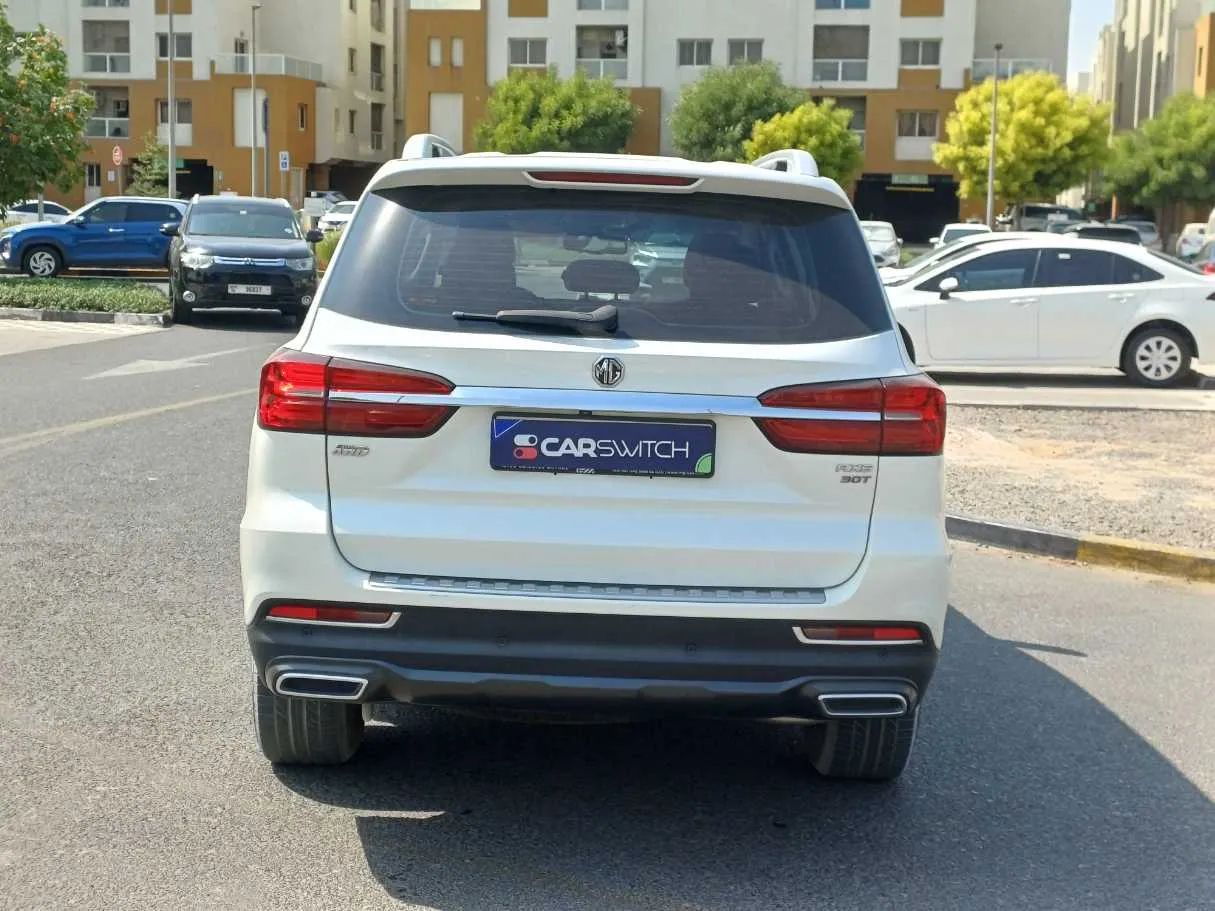 Car image 6