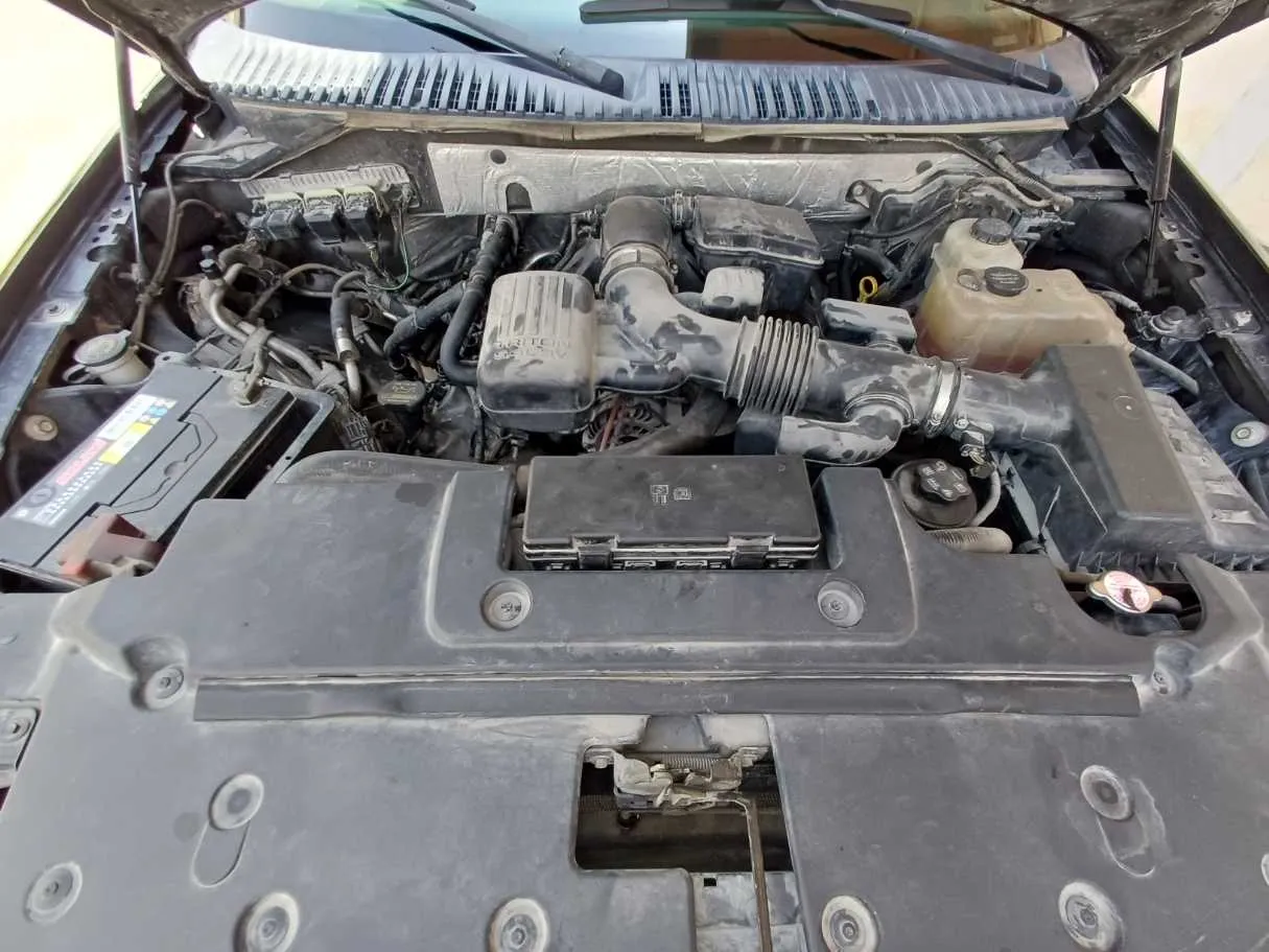 Car image 22
