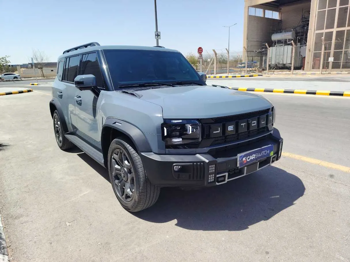 Car image 3