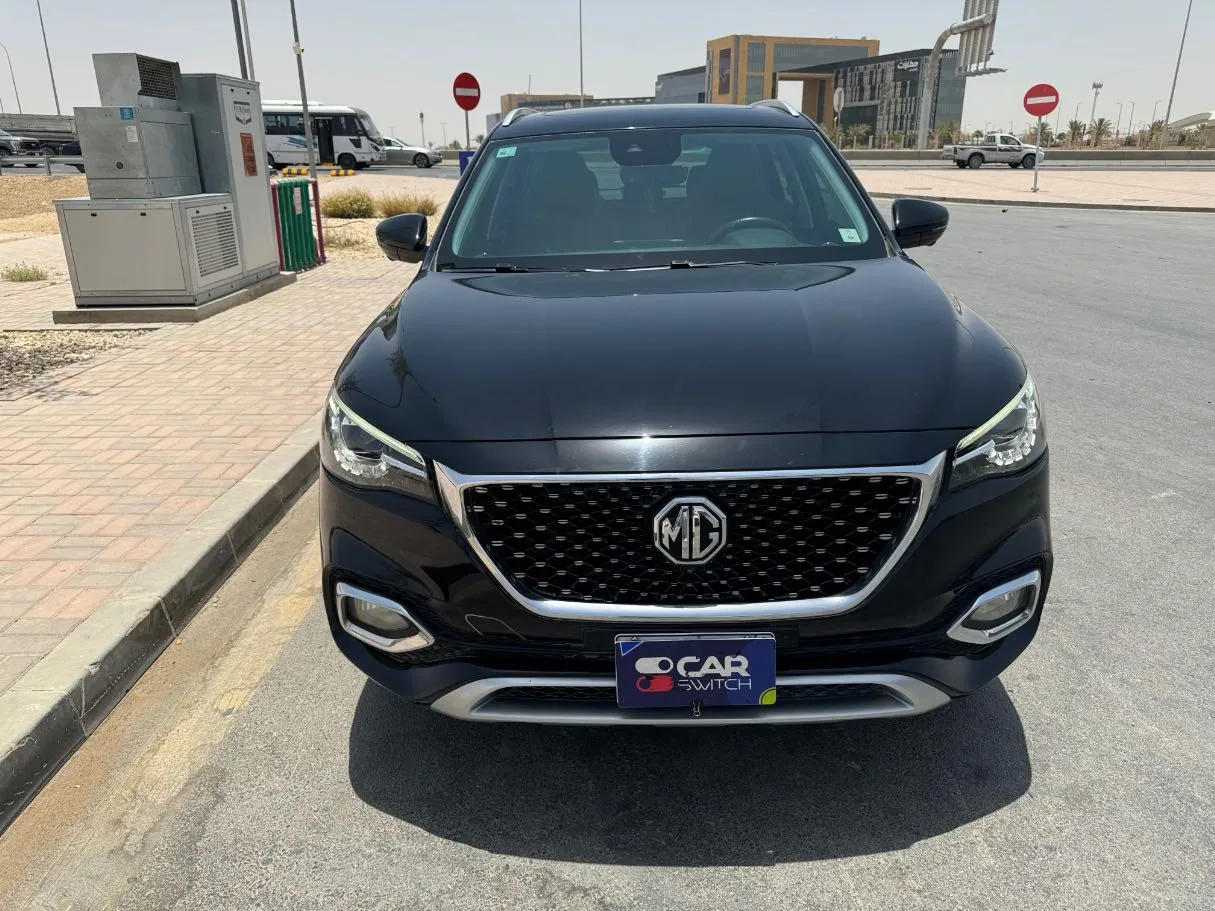 Car image 2